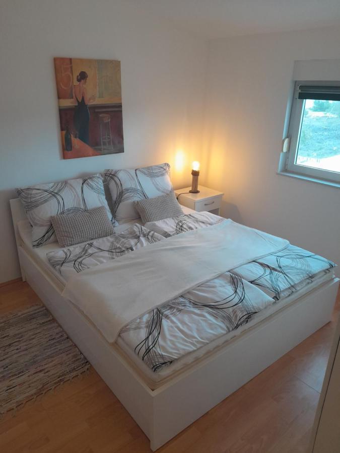 Caliente Apartments Vir B Eksteriør bilde