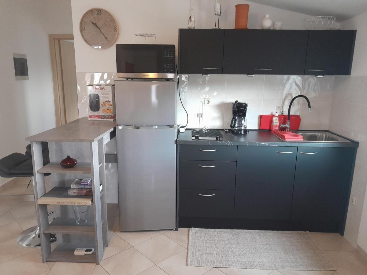 Caliente Apartments Vir B Eksteriør bilde